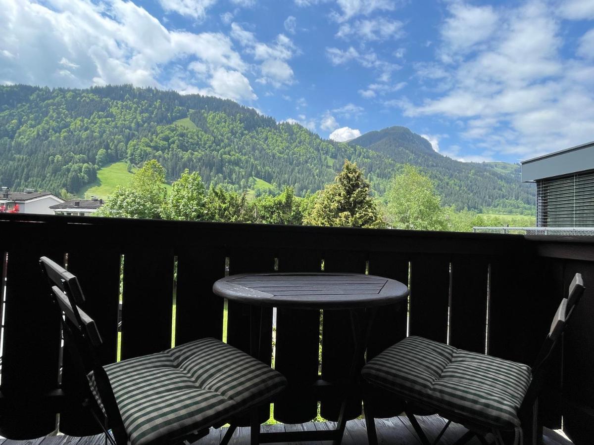 Bacherwiese Penthouse By Alpine Host Helpers Kitzbühel Eksteriør billede